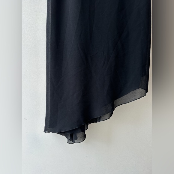 Vintage Lori Ann Montreal - Black Asymmetrical Dress - Shoulder Detail -Size 7-8 - Picture 4 of 9